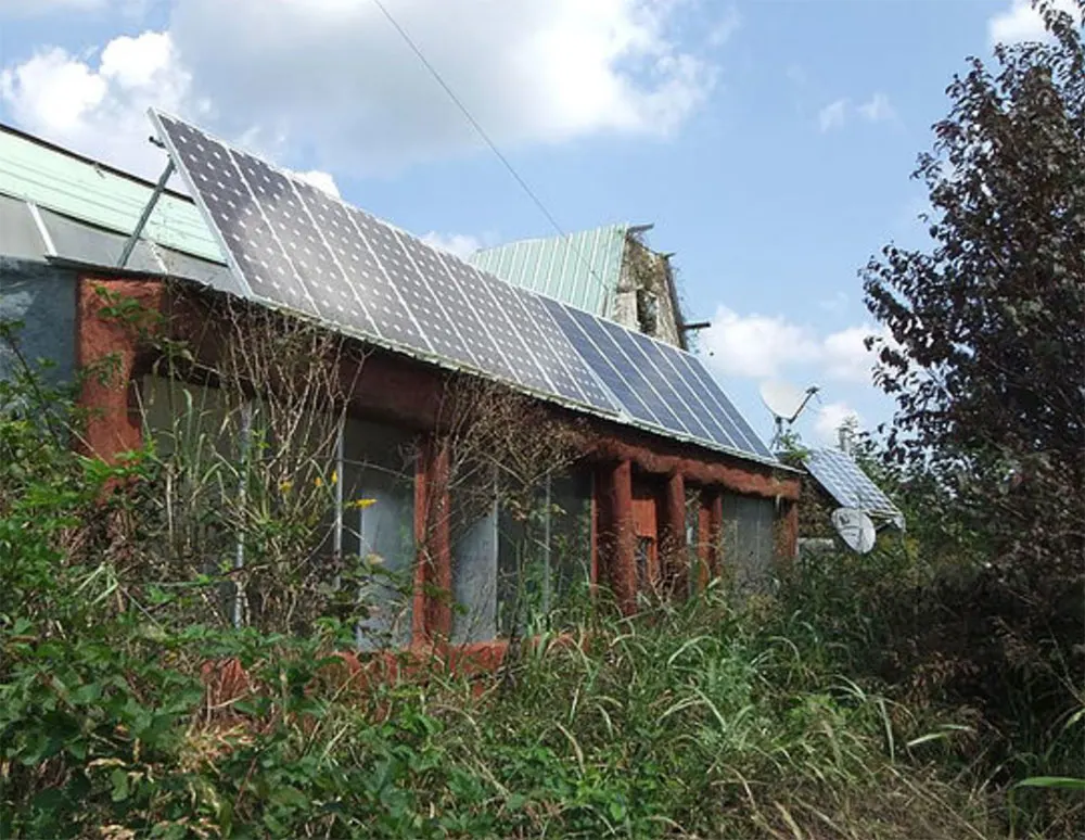 Off grid home with solar panels