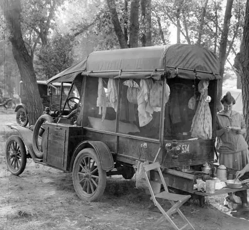1918 Camper Truck