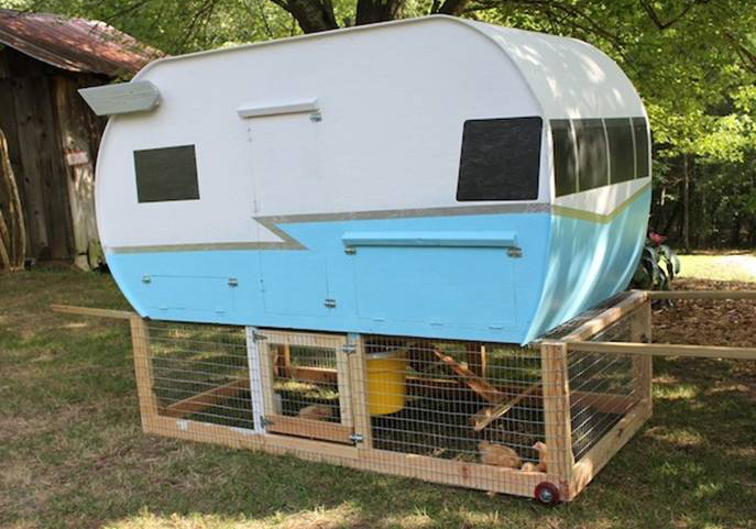 16 Ridiculously Adorable Chicken Coops - Off Grid World