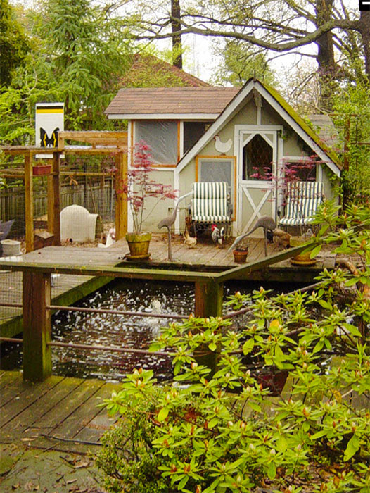 Chicken coop ideas for winter Human-Powered Henhouse Keeps Chickens On The Job