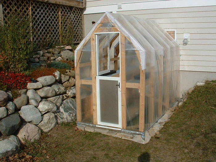 How to build a small cheap greenhouse