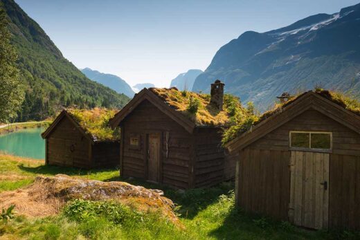 20 Exquisitely Charming Rustic Cabins - Off Grid World