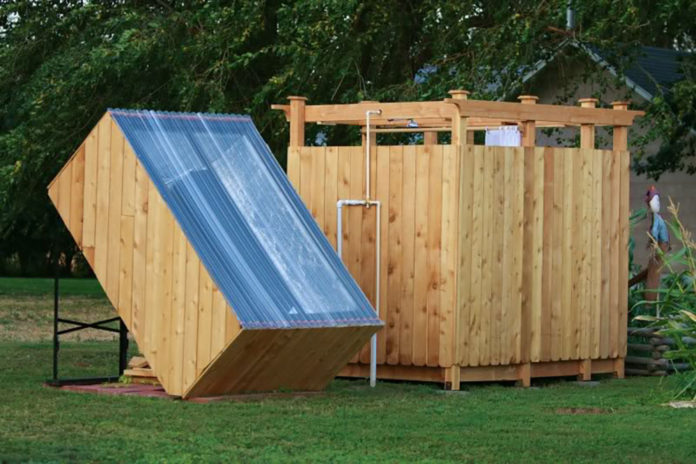 5 diy outdoor solar shower ideas - off grid world