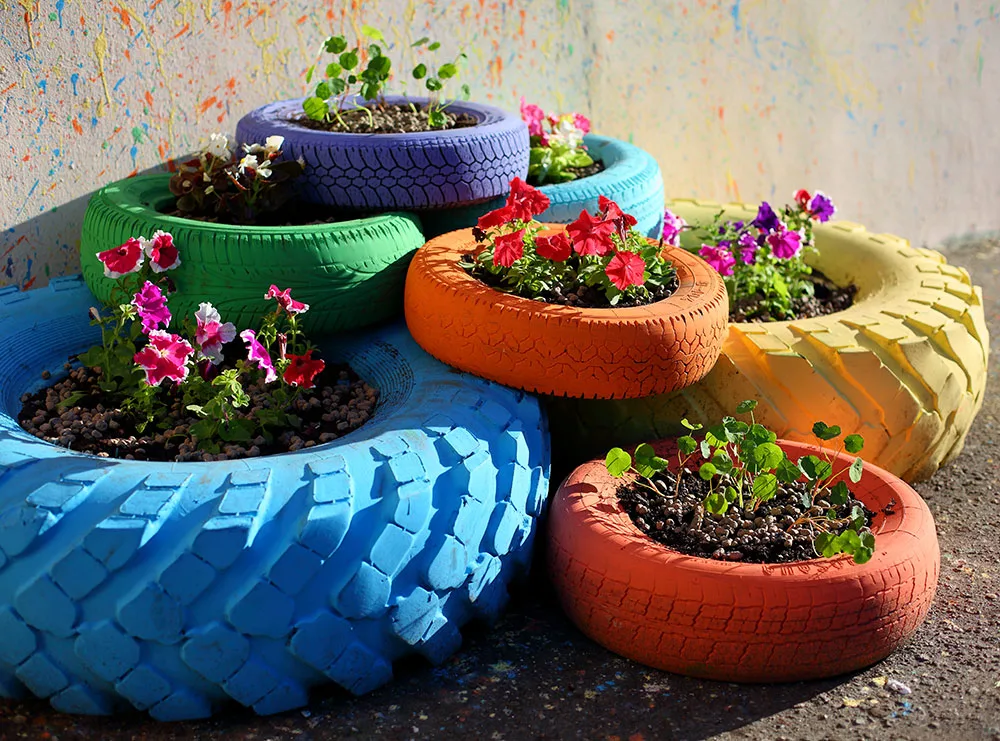 9 Easy DIY Raised Bed Gardens