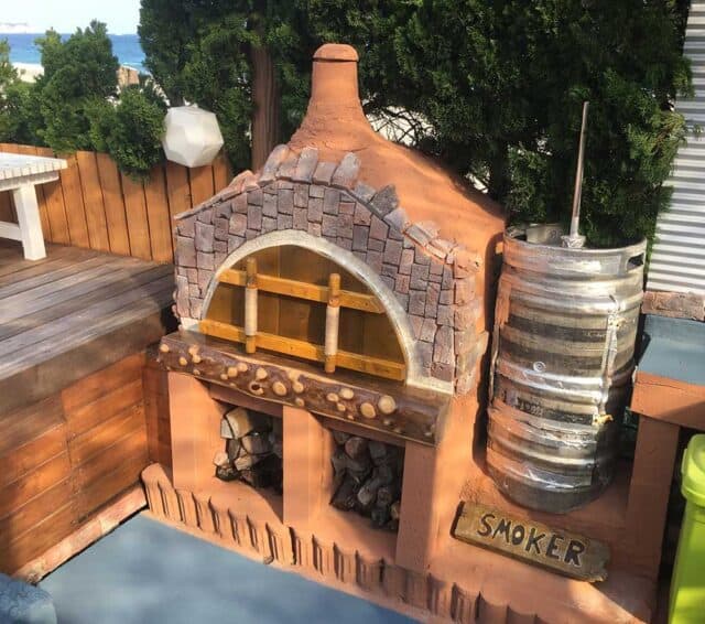 13 BEAUTIFULLY PRACTICAL Cob Ovens & How to Build One Yourself Off