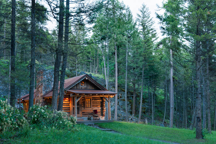 Authentic Log Cabin Exquisitely  Restored to 1900’s Splendor