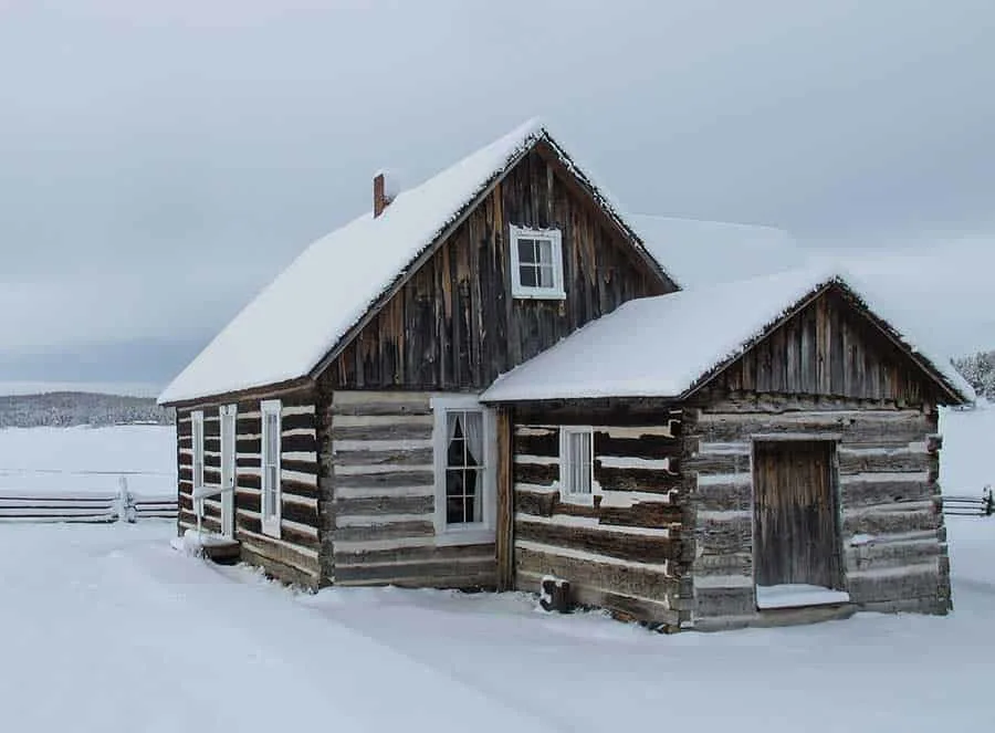 Off grid snowy cabin