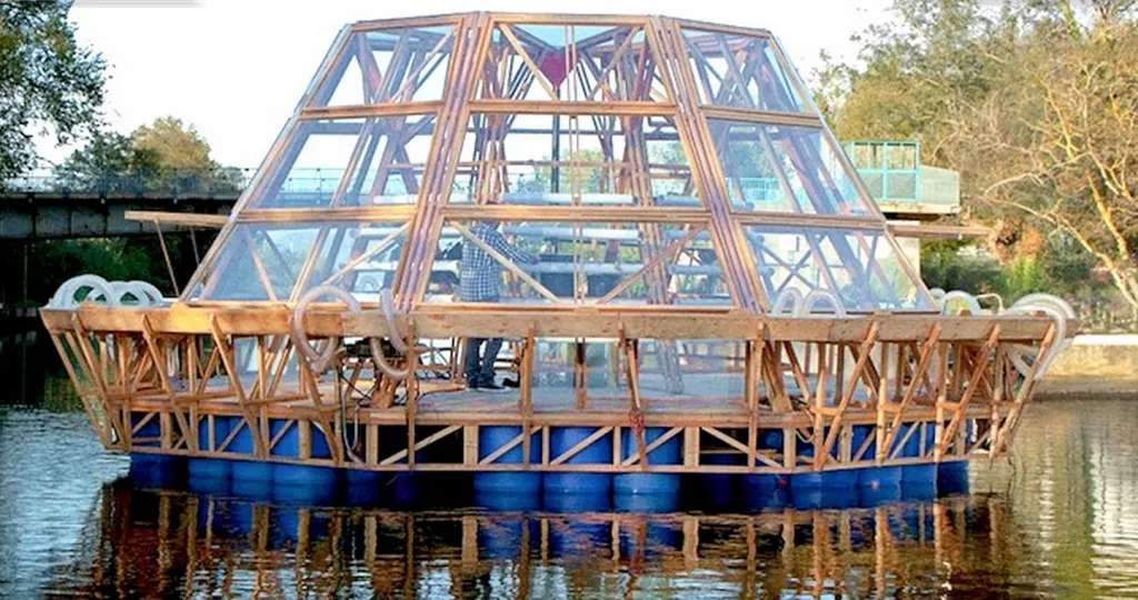 Jellyfish Barge Greenhouse