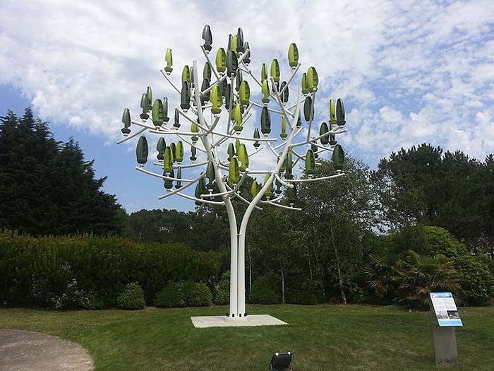 3.1kW New Wind Turbine Looks Like a Tree - Off Grid World