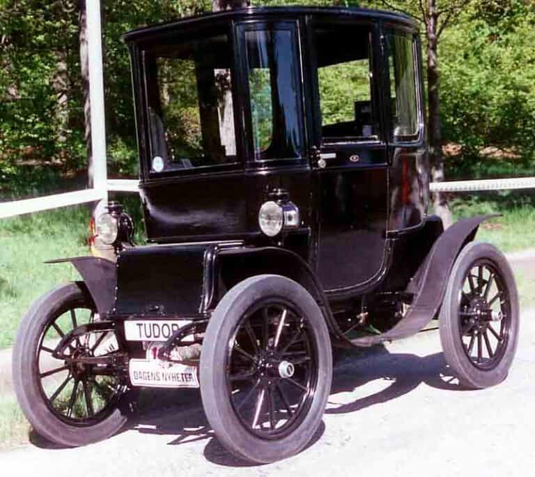 100 Year Old Solar Powered Electric Car: Powered by the Sun in 1960