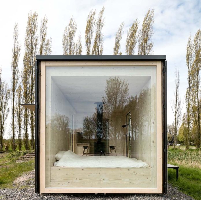 Forget the Bunker. Off-the-Grid Mansions Offer Hideouts in Luxury. - Luxury Off-Grid Apartments With Artistic Decor