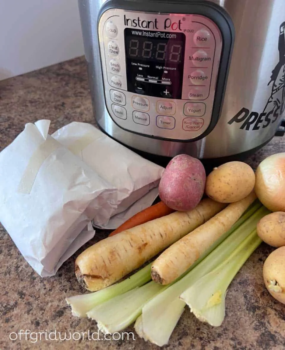 How does a Pressure Cooker Work? (Guide & Recipes) - Easy and Delish