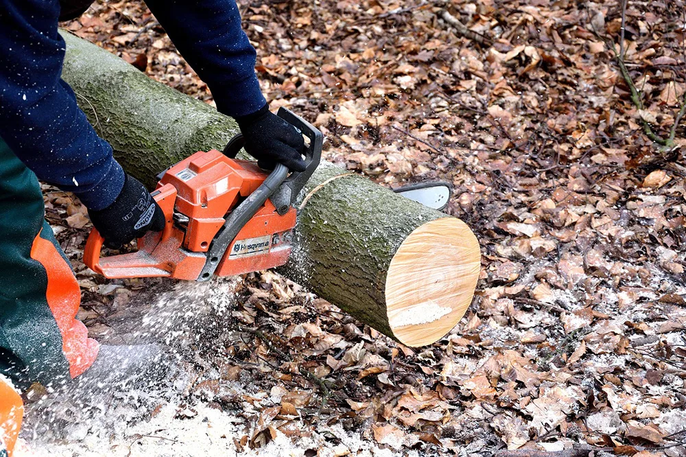 Chainsaw off grid tools