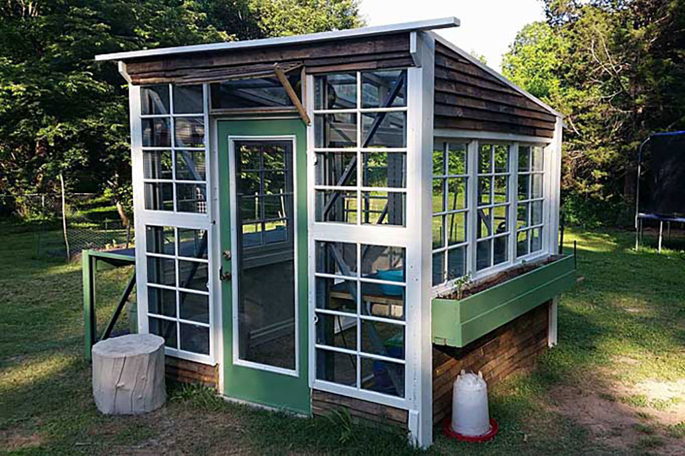 Diy Small Greenhouse With Old Windows ~ Greenhouse Diy Old Window ...