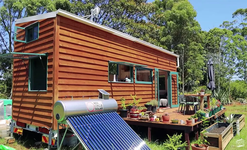 Tiny house with everything off grid