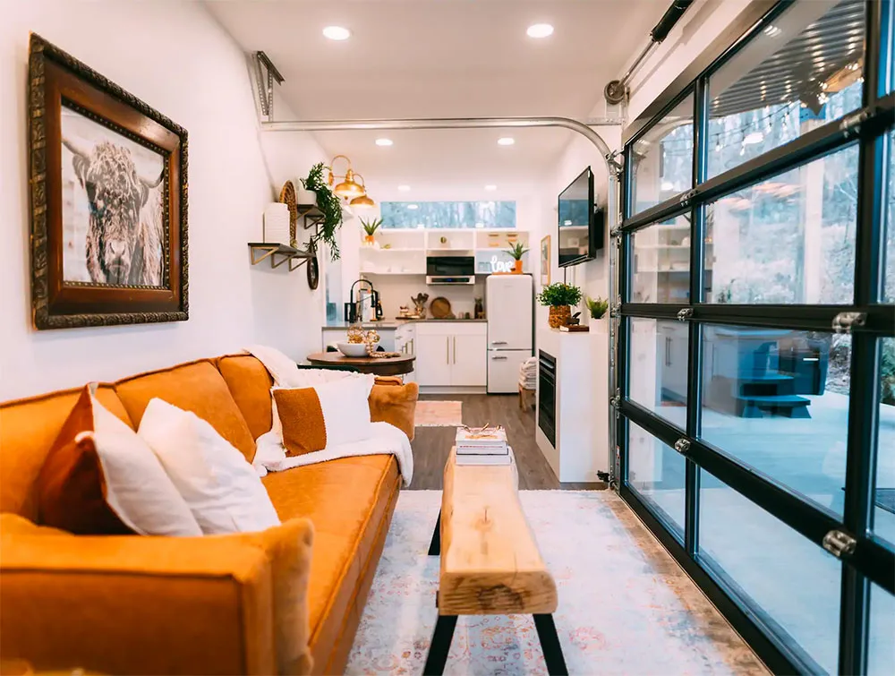 Inside the Lilypad container home