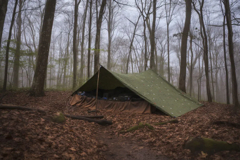 tarp survival shelter